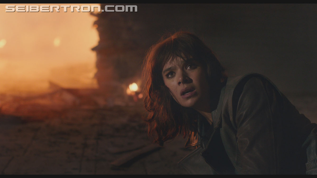 bumblebee-trailer-0840.jpg