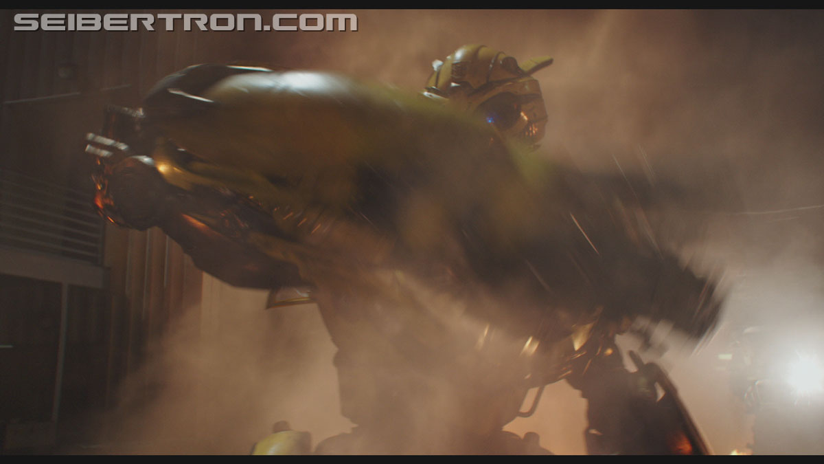 bumblebee-trailer-0842.jpg