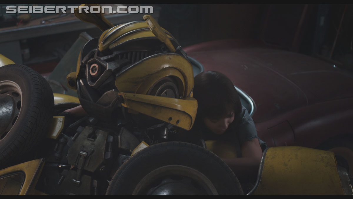 bumblebee-trailer-0867.jpg