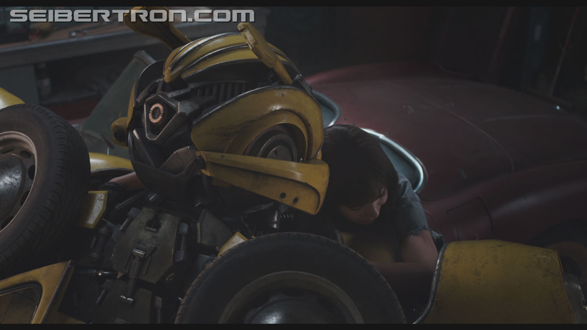 bumblebee-trailer-0868.jpg