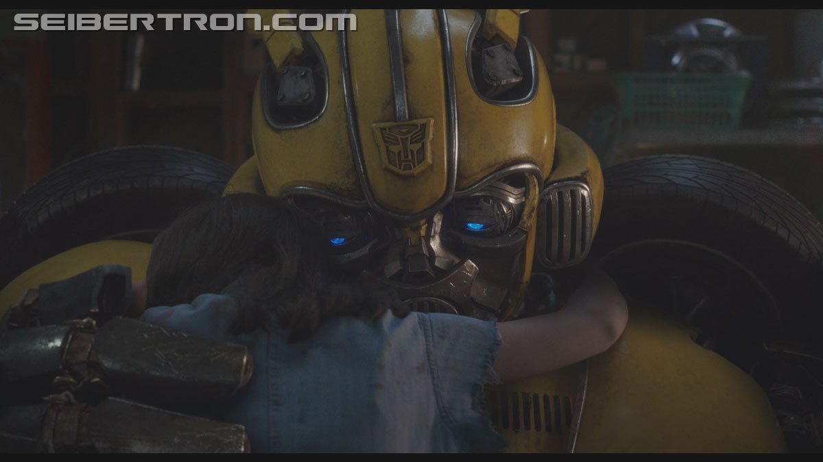bumblebee-trailer-0874.jpg