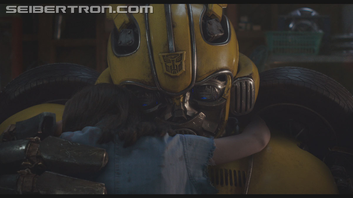 bumblebee-trailer-0876.jpg