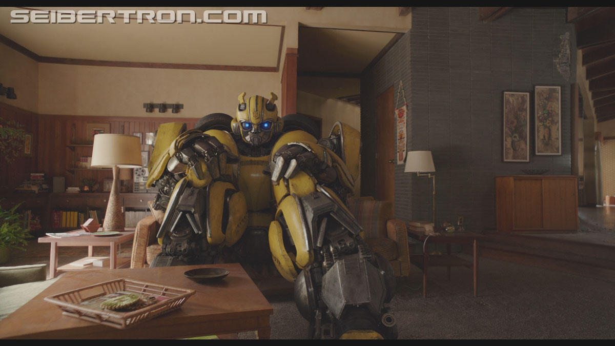 bumblebee-trailer-1094.jpg