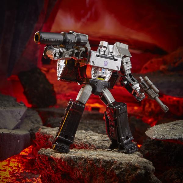 Transformers News: More War for Cybertron Kingdom Wave 2 revealed with official product images and descriptions