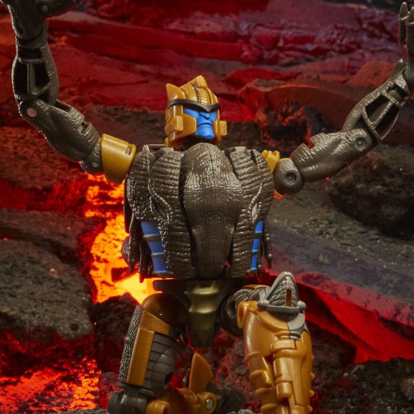 Transformers News: More War for Cybertron Kingdom Wave 2 revealed with official product images and descriptions