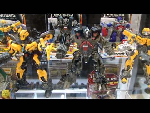BotCon 2011 Transformers Dark of the Moon - Activators, Robo Fighters and more! DOTM