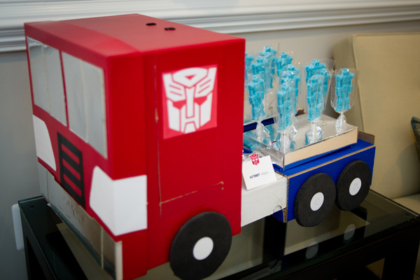 Transformers News: Trans'4'mers Birthday Party Motiff Image