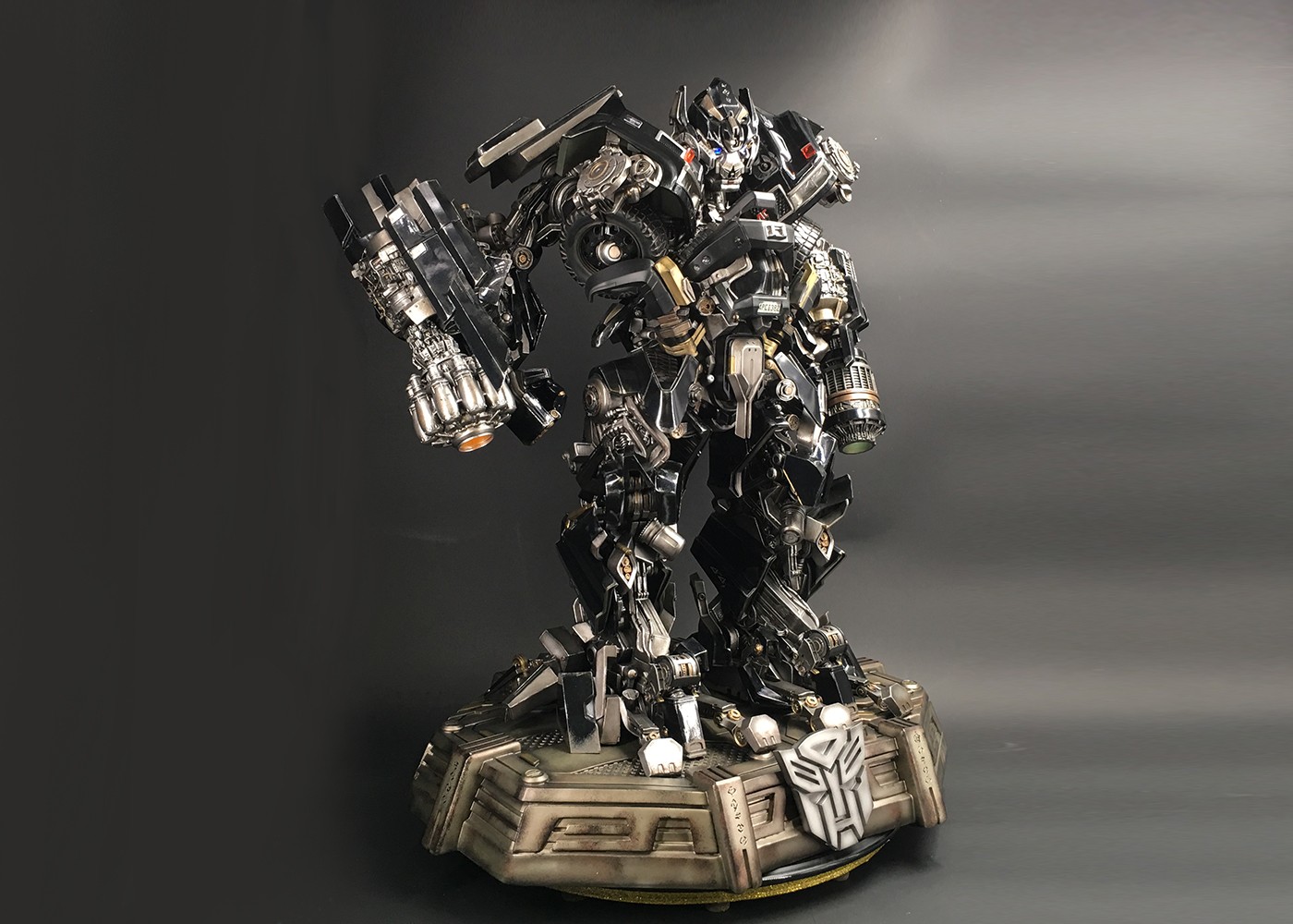 Transformers News: Images of Prime 1 Studio MMTFM-11 Ironhide