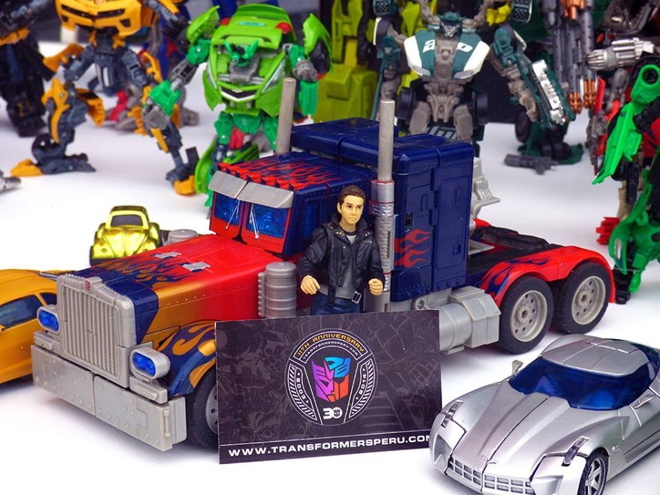 Transformers News: Transformers: The Last Knight Promotional Tour Event in Perù
