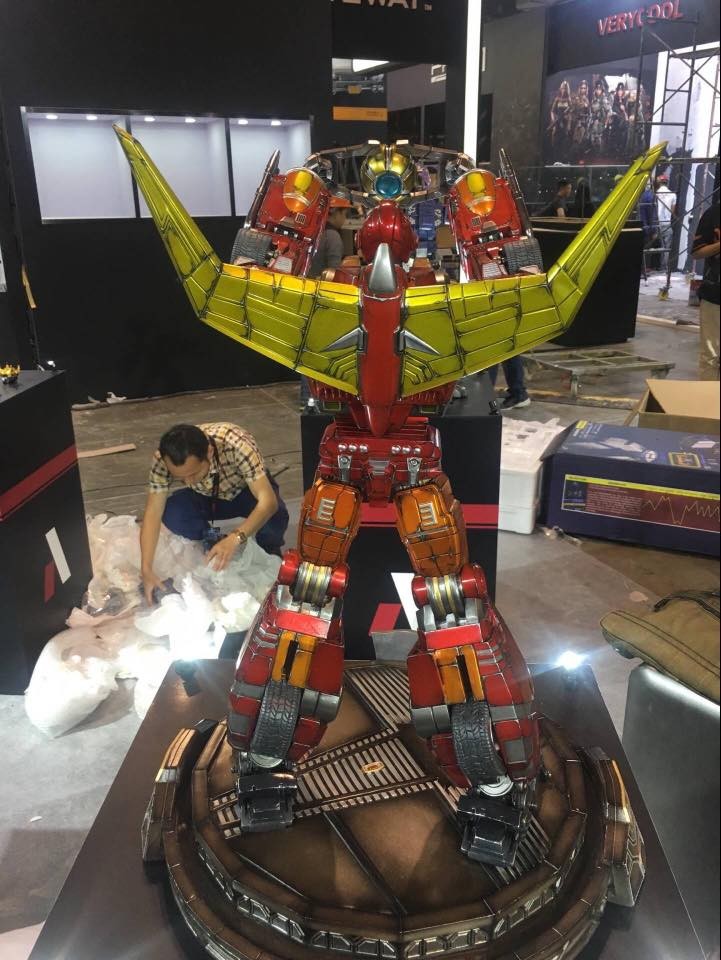Transformers News: Shanghai Comic Con 2017 Coverage - Statues, Figures, Licensed Products