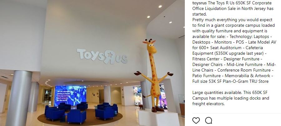 Transformers News: Toys R Us Canada Here to Stay and Celebrating This With Special Events and Free Giftcards