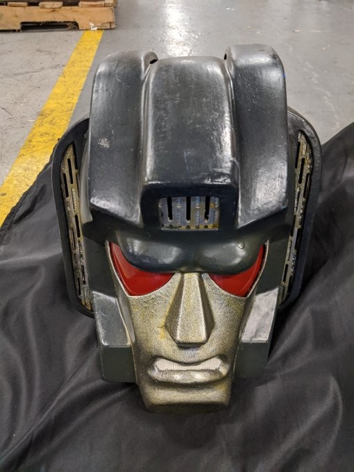 Transformers News: Jazz and Thundercracker Costumes From OJ Simpson Commercial Uncovered by Comic Shop Transformers News: Jazz and Thundercracker Costumes From OJ Simpson Commercial Uncovered by Comic Shop