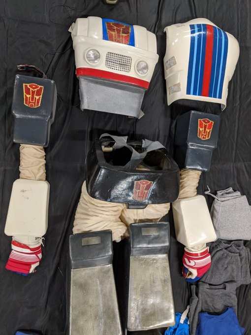 Transformers News: Jazz and Thundercracker Costumes From OJ Simpson Commercial Uncovered by Comic Shop Transformers News: Jazz and Thundercracker Costumes From OJ Simpson Commercial Uncovered by Comic Shop
