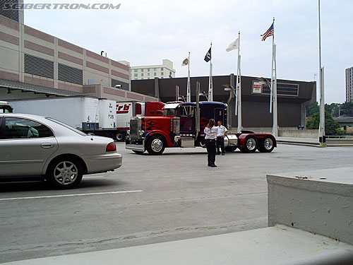 Optimus Prime at BotCon 2007