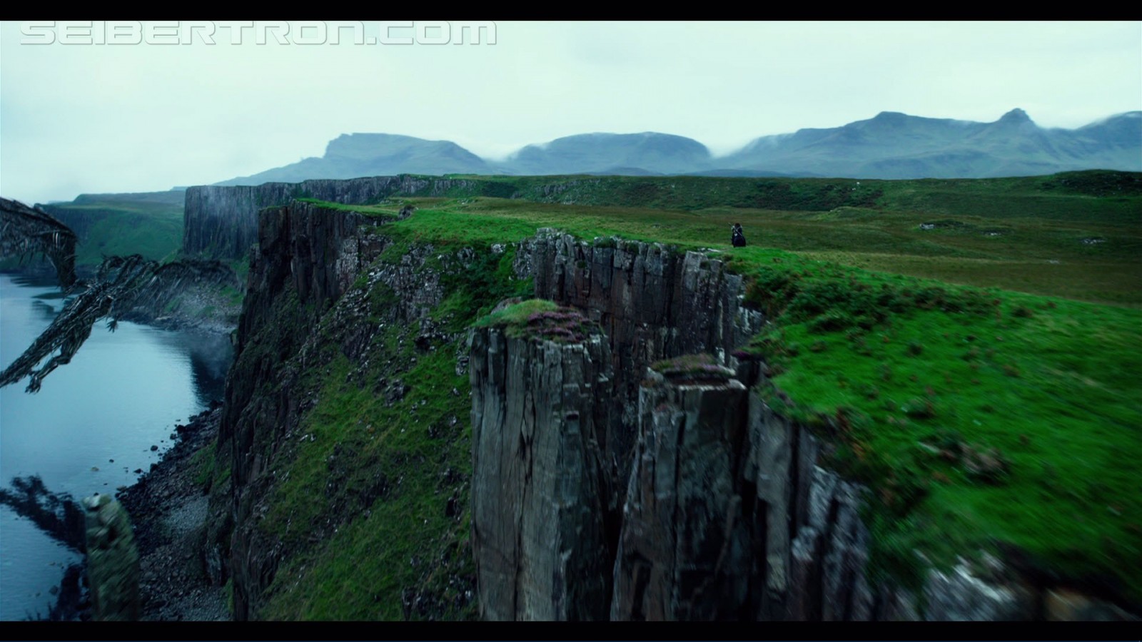 Transformers News: High Definition Stills Gallery Now Available for Transformers: The Last Knight Trailer Transformers News: High Definition Stills Gallery Now Available for Transformers: The Last Knight Trailer