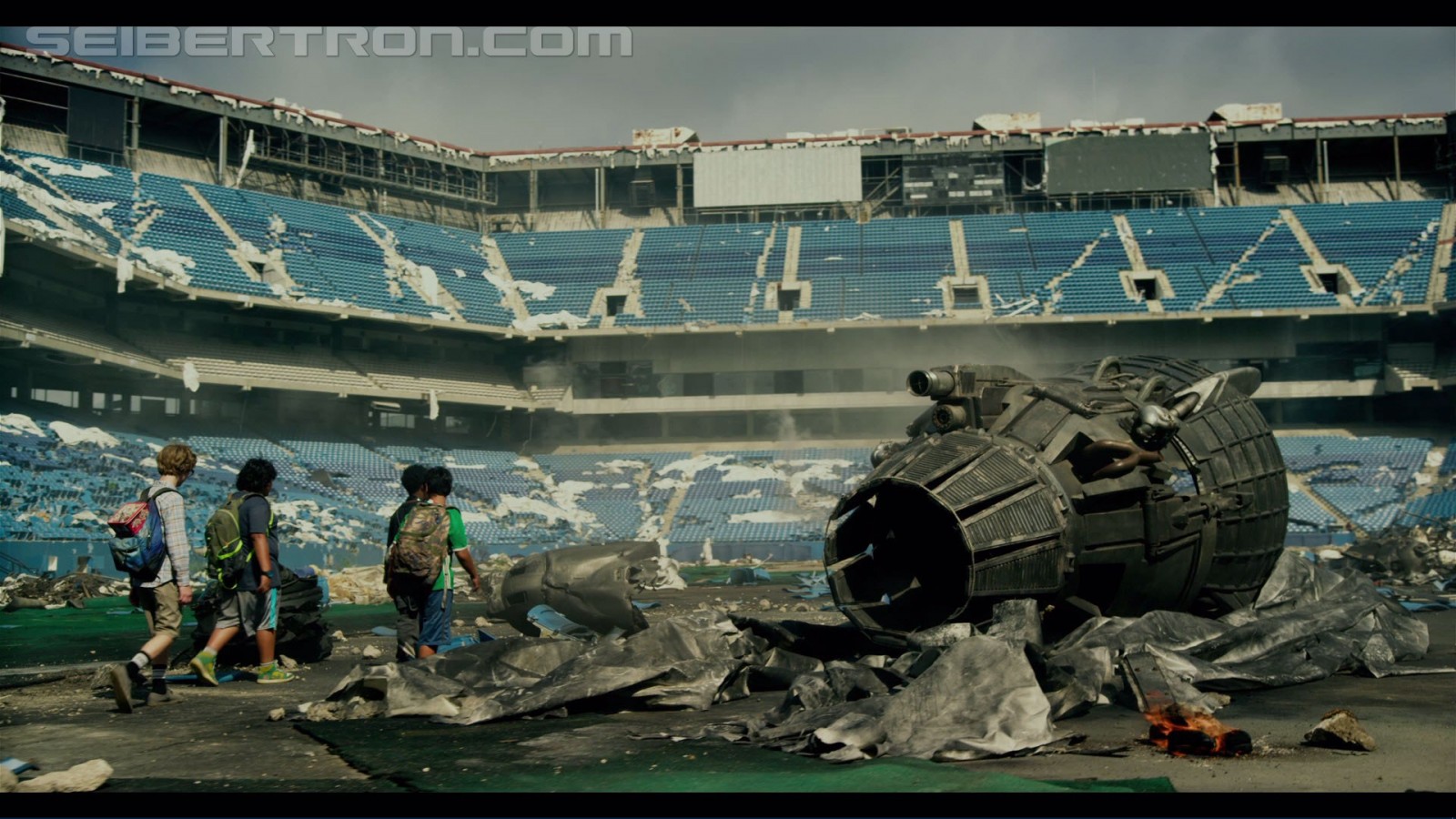 Transformers News: High Definition Stills Gallery Now Available for Transformers: The Last Knight Trailer Transformers News: High Definition Stills Gallery Now Available for Transformers: The Last Knight Trailer