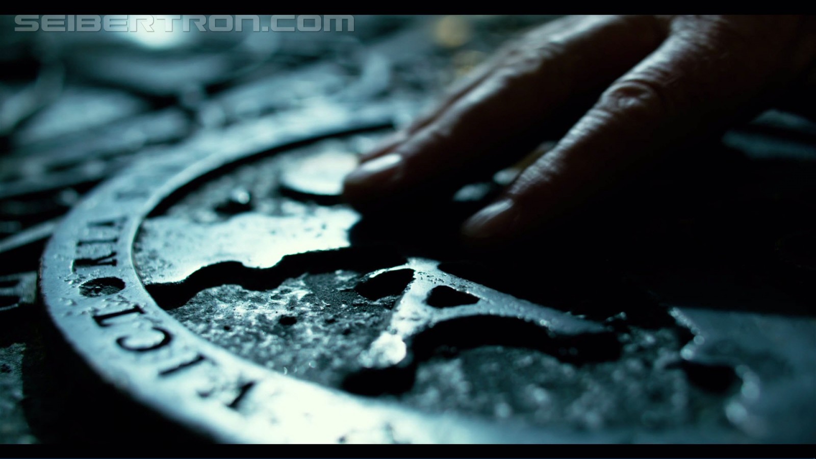 Transformers News: High Definition Stills Gallery Now Available for Transformers: The Last Knight Trailer Transformers News: High Definition Stills Gallery Now Available for Transformers: The Last Knight Trailer