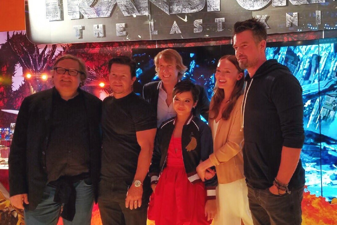 Transformers News: Transformers: The Last Knight Bay, Wahlberg, Moner, Haddock, Duhamel, di Bonaventura at #HasbroToyFa Transformers News: Transformers: The Last Knight Bay, Wahlberg, Moner, Haddock, Duhamel, di Bonaventura at #HasbroToyFa