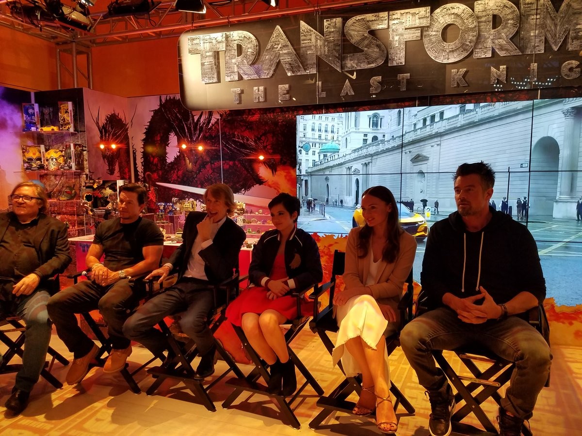 Transformers News: Transformers: The Last Knight Bay, Wahlberg, Moner, Haddock, Duhamel, di Bonaventura at #HasbroToyFa Transformers News: Transformers: The Last Knight Bay, Wahlberg, Moner, Haddock, Duhamel, di Bonaventura at #HasbroToyFa