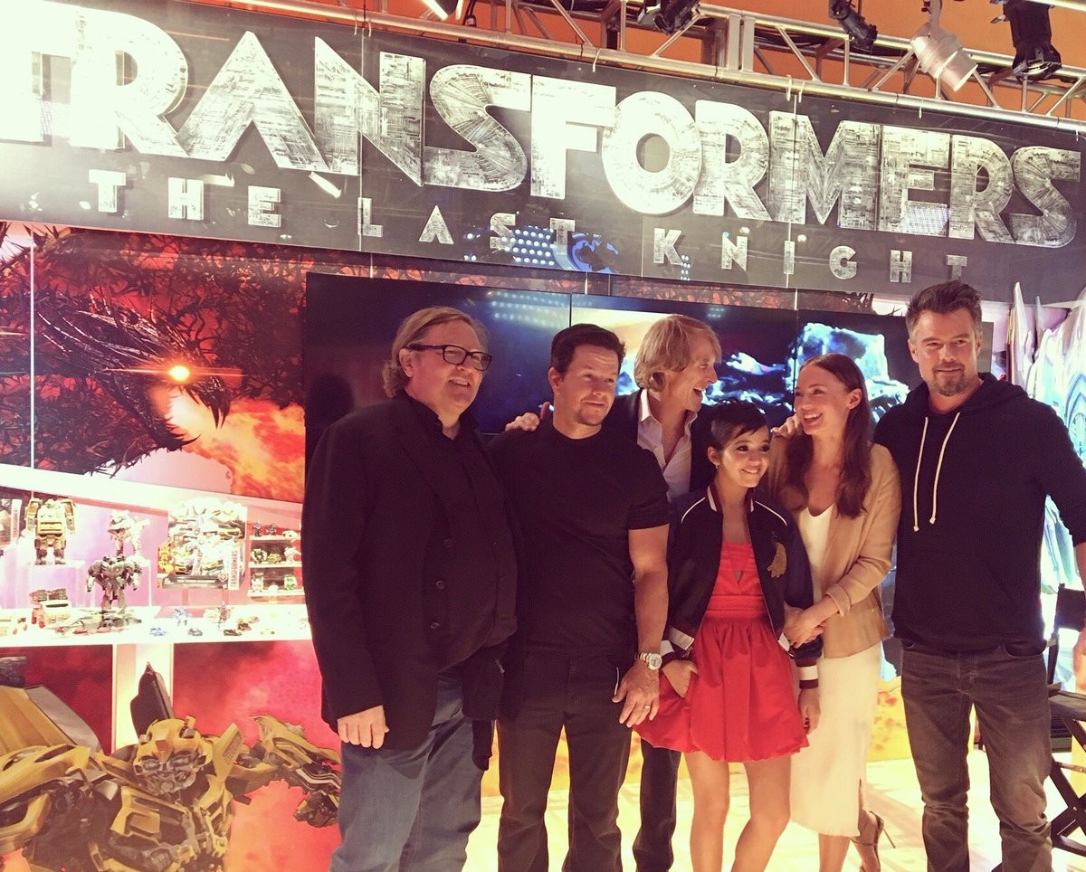Transformers News: Transformers: The Last Knight Bay, Wahlberg, Moner, Haddock, Duhamel, di Bonaventura at #HasbroToyFa Transformers News: Transformers: The Last Knight Bay, Wahlberg, Moner, Haddock, Duhamel, di Bonaventura at #HasbroToyFa