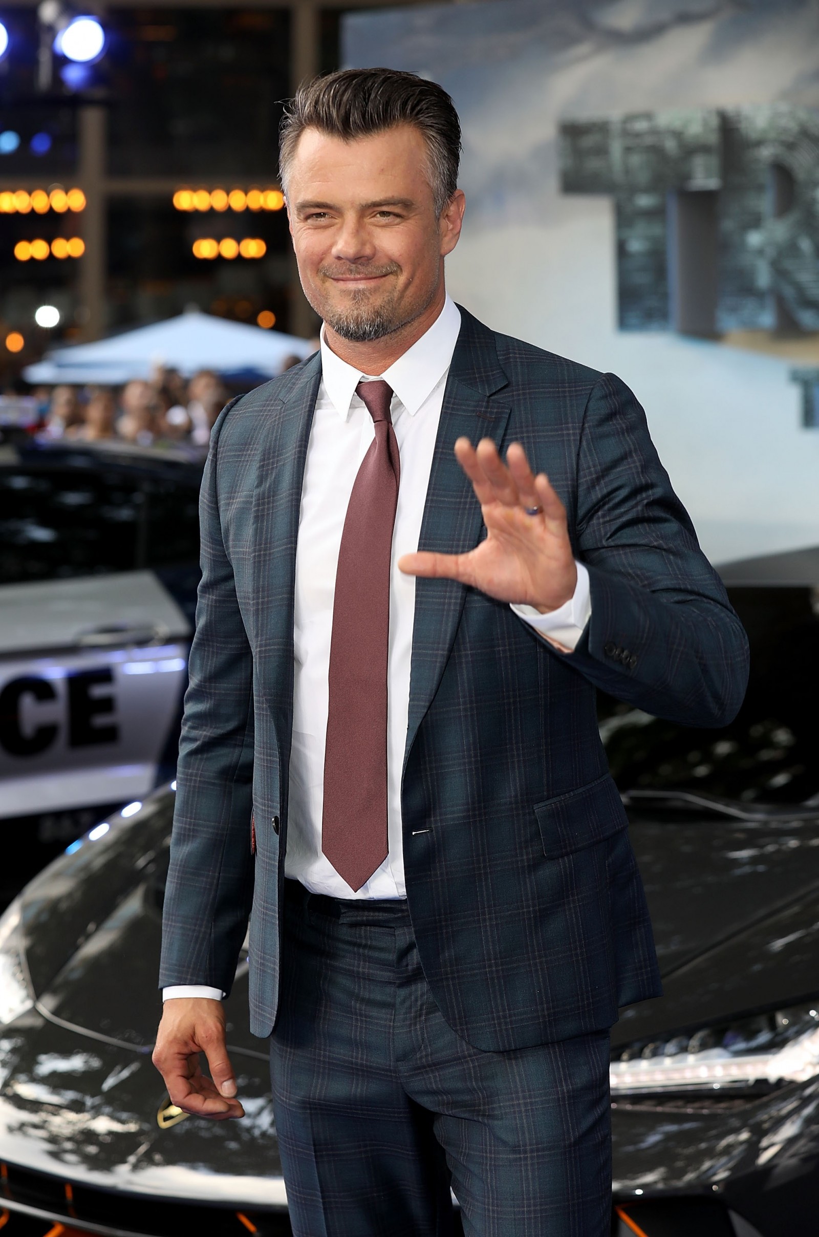 Transformers News: Phots from Transformers: The Last Knight London Premiere