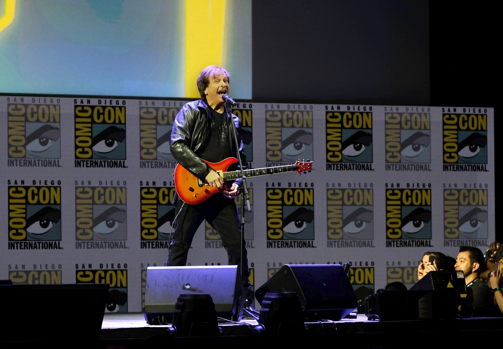 Transformers News: Official Transformers Bumblebee Movie Poster and #SDCC2018 Event Images #BumblebeeMovie Transformers News: Official Transformers Bumblebee Movie Poster and #SDCC2018 Event Images #BumblebeeMovie