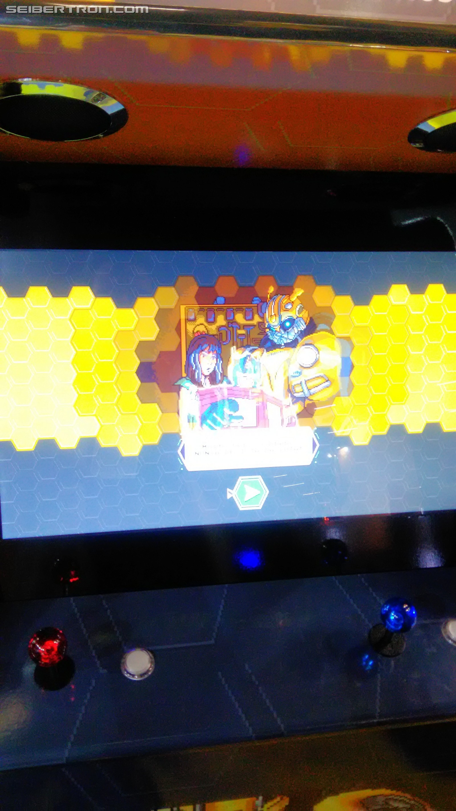 Transformers News: Seibertron Exclusive - Transformers Bumblebee Booth from Brazil's CCXP Comic Con Experience 2018 Transformers News: Seibertron Exclusive - Transformers Bumblebee Booth from Brazil's CCXP Comic Con Experience 2018