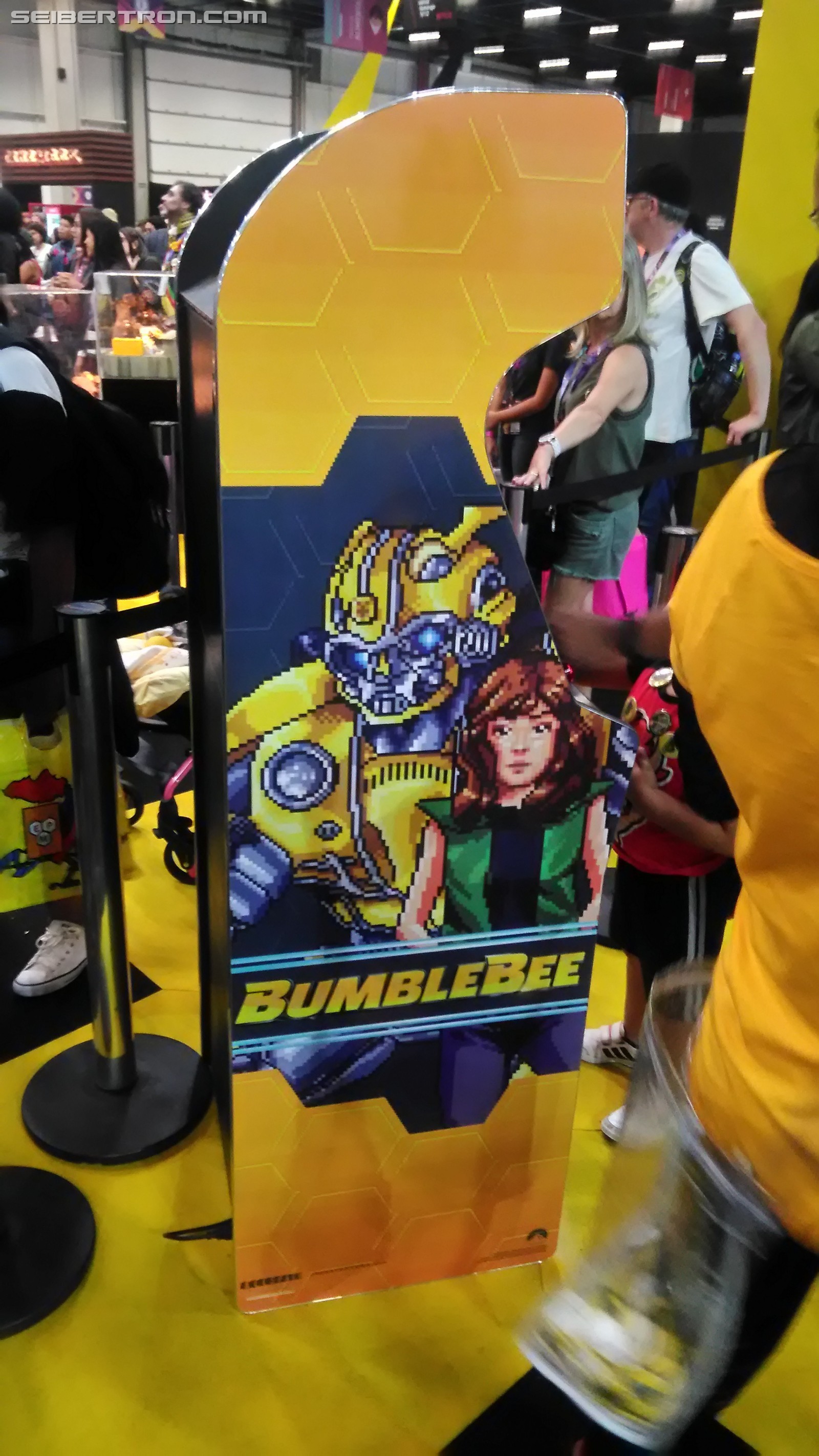 Transformers News: Seibertron Exclusive - Transformers Bumblebee Booth from Brazil's CCXP Comic Con Experience 2018 Transformers News: Seibertron Exclusive - Transformers Bumblebee Booth from Brazil's CCXP Comic Con Experience 2018