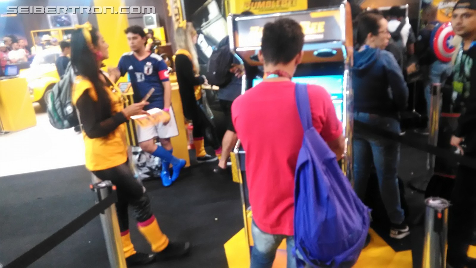 Transformers News: Seibertron Exclusive - Transformers Bumblebee Booth from Brazil's CCXP Comic Con Experience 2018 Transformers News: Seibertron Exclusive - Transformers Bumblebee Booth from Brazil's CCXP Comic Con Experience 2018