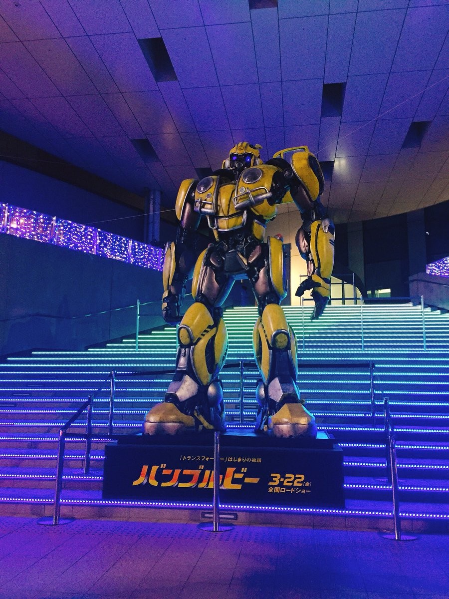 Transformers News: Life-size movie Bumblebee statue stands tall in Odaiba