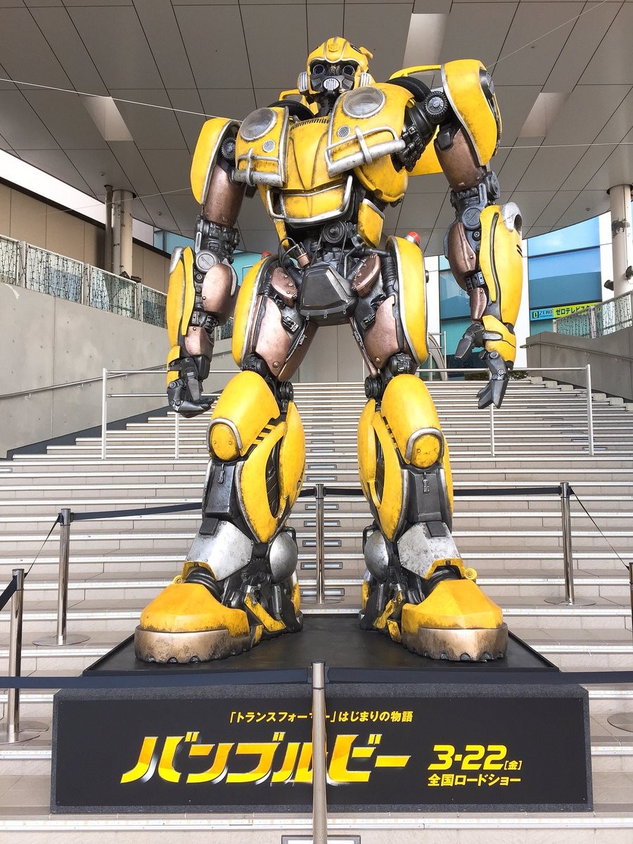 Transformers News: Life-size movie Bumblebee statue stands tall in Odaiba