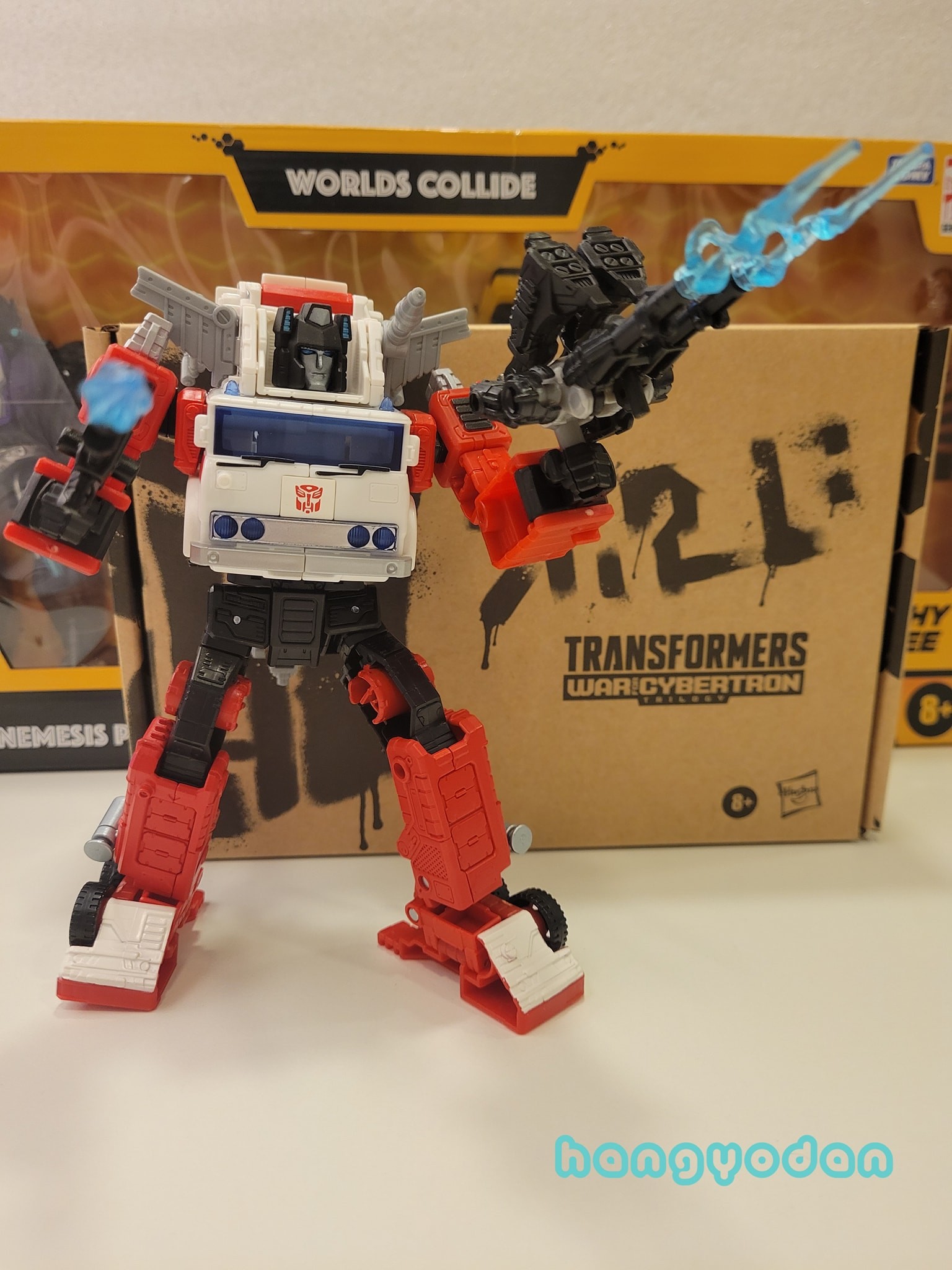 Transformers News: In Hand Images of Transformers Generations Selects Artfire