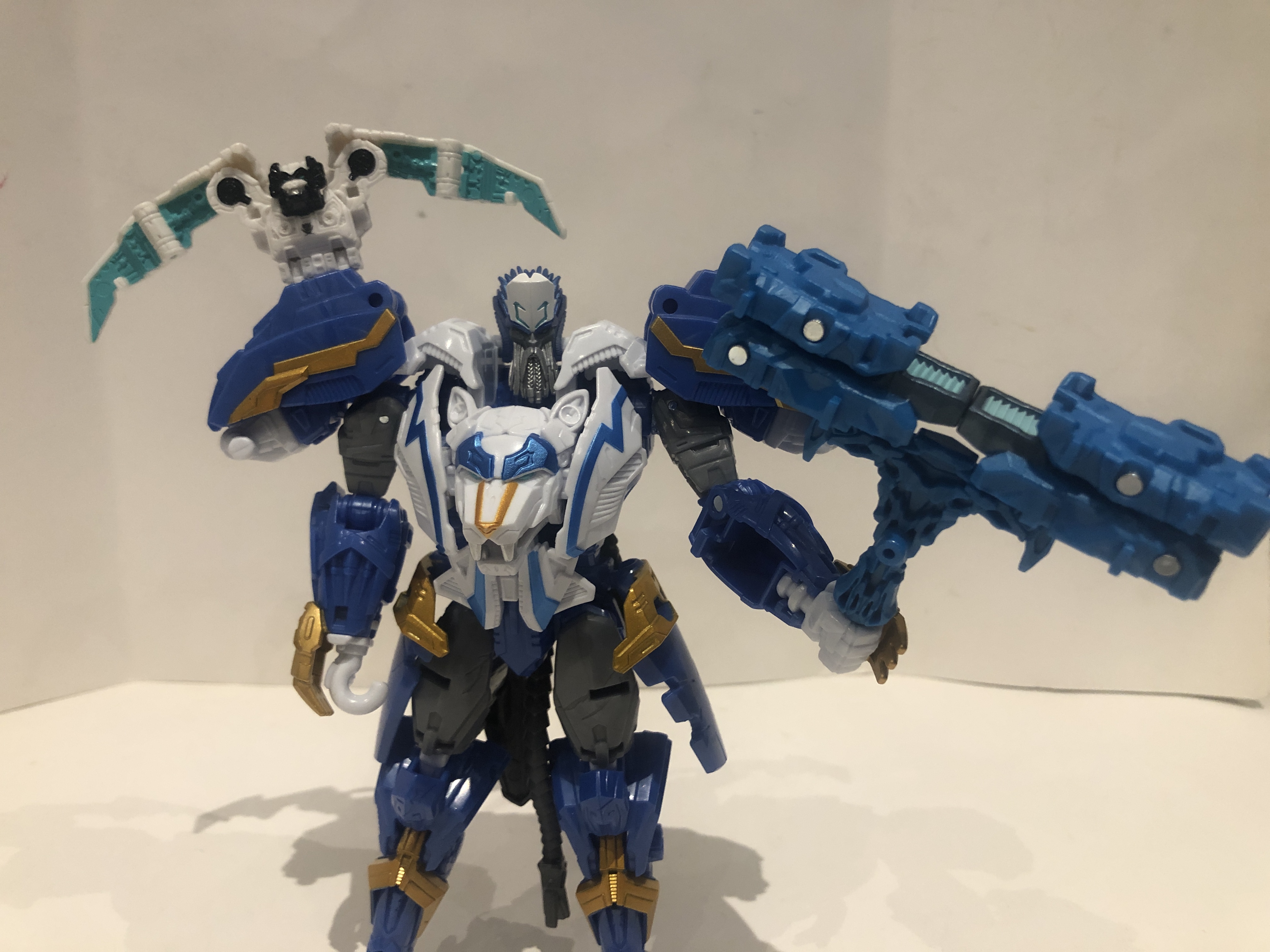 Legacy Star Raiders Road Pig and Thundertron Pack Available and Shipping on Hasbro Pulse