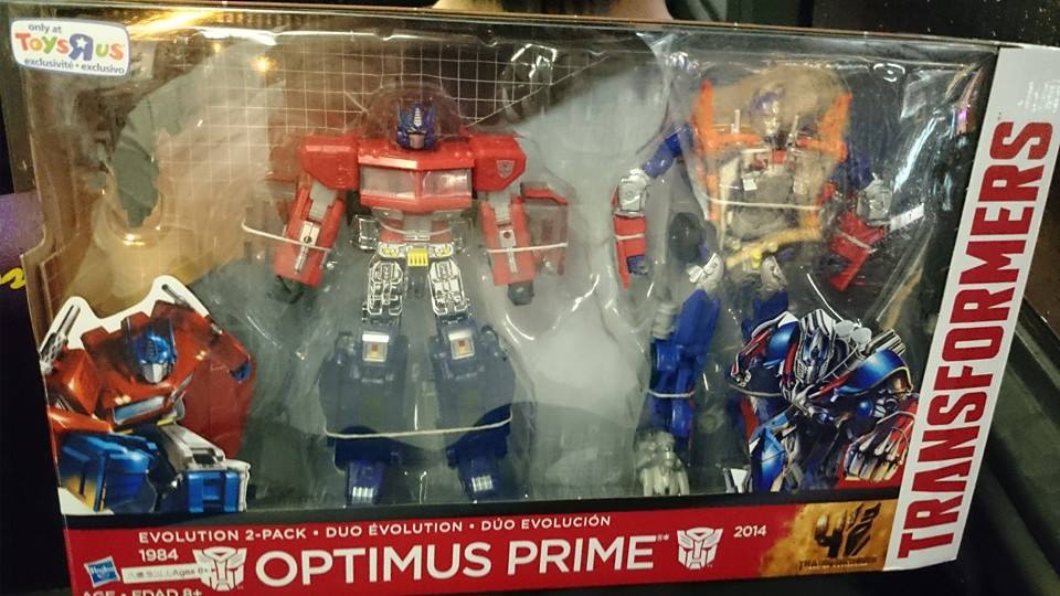 Evolutions Optimus Prime 2-pack in hand Images