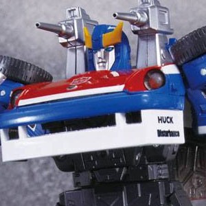 Masterpiece MP-19 Smokescreen In-Hand Images