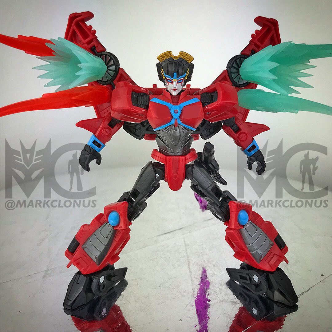Transformers Legacy Designer Notes - Deluxe Class Windblade