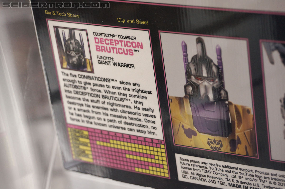 More pictures of Fall of Cybertron G2 Bruticus packaging
