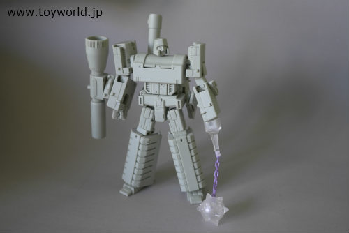 New Third-Party G1 Style Megatron