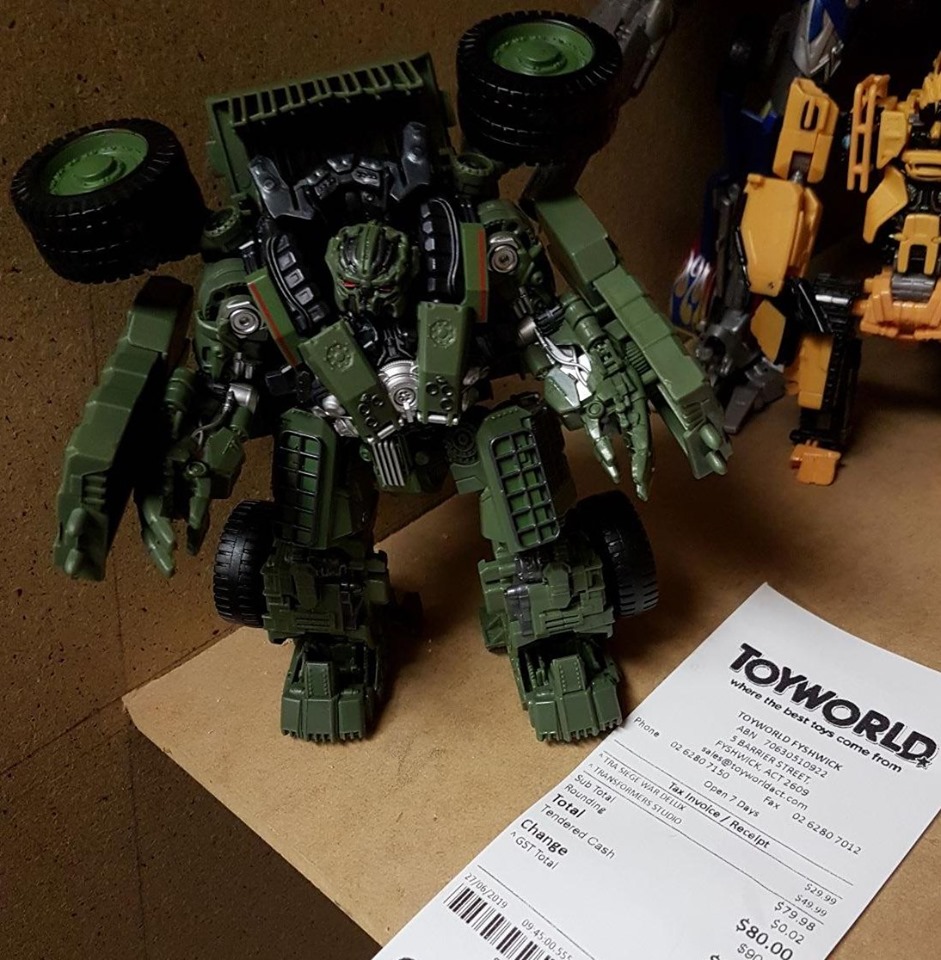 Transformers Studio Series Long Haul and KSI Boss Spotted at Australian Retail