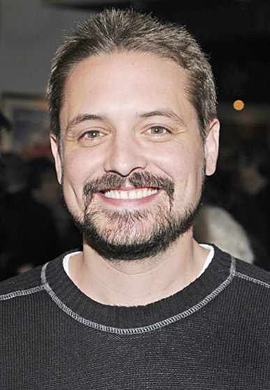 Will Friedle on Voicing Transformers Prime Bumblebee