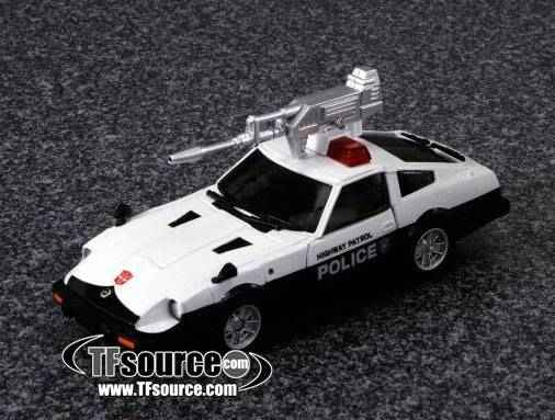 Takara Tomy Transformers Masterpiece MP-17 Prowl & MP-18 Bluestreak Update