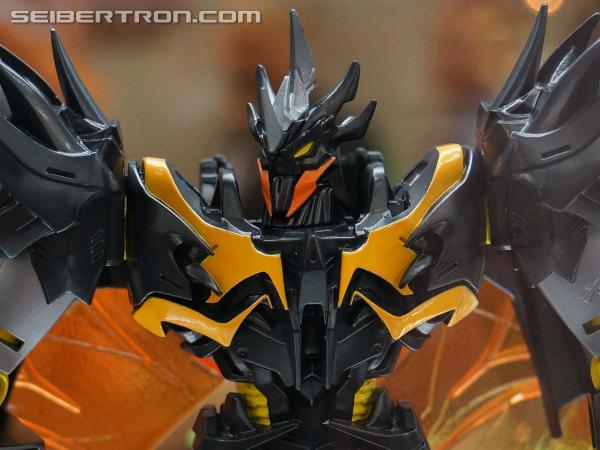SDCC 2013 Coverage: Preview Night Transformers Prime Beast Hunters Gallery