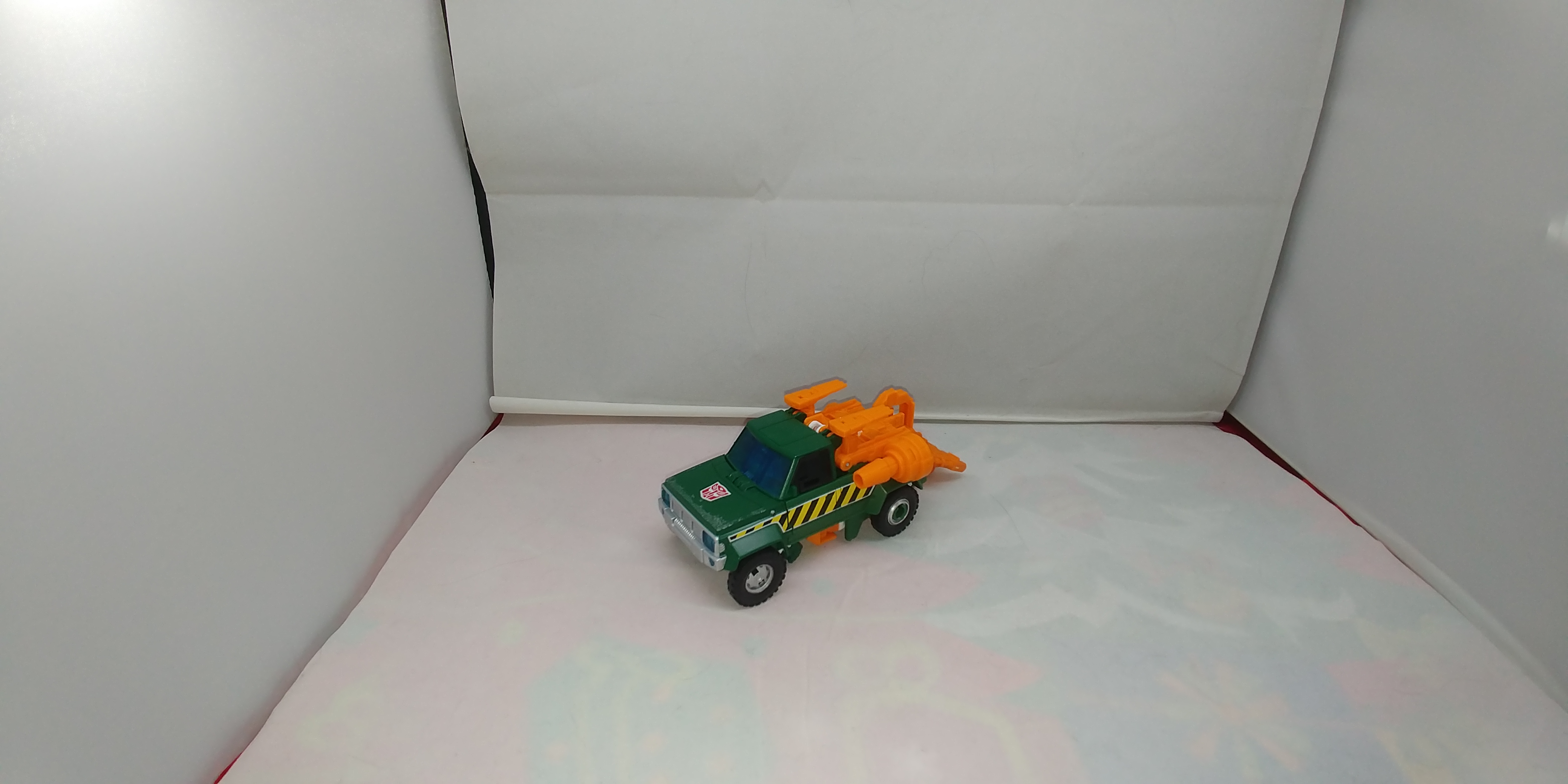 Video Review Of Transformers War for Cybertron Earthrise Deluxe Class Hoist