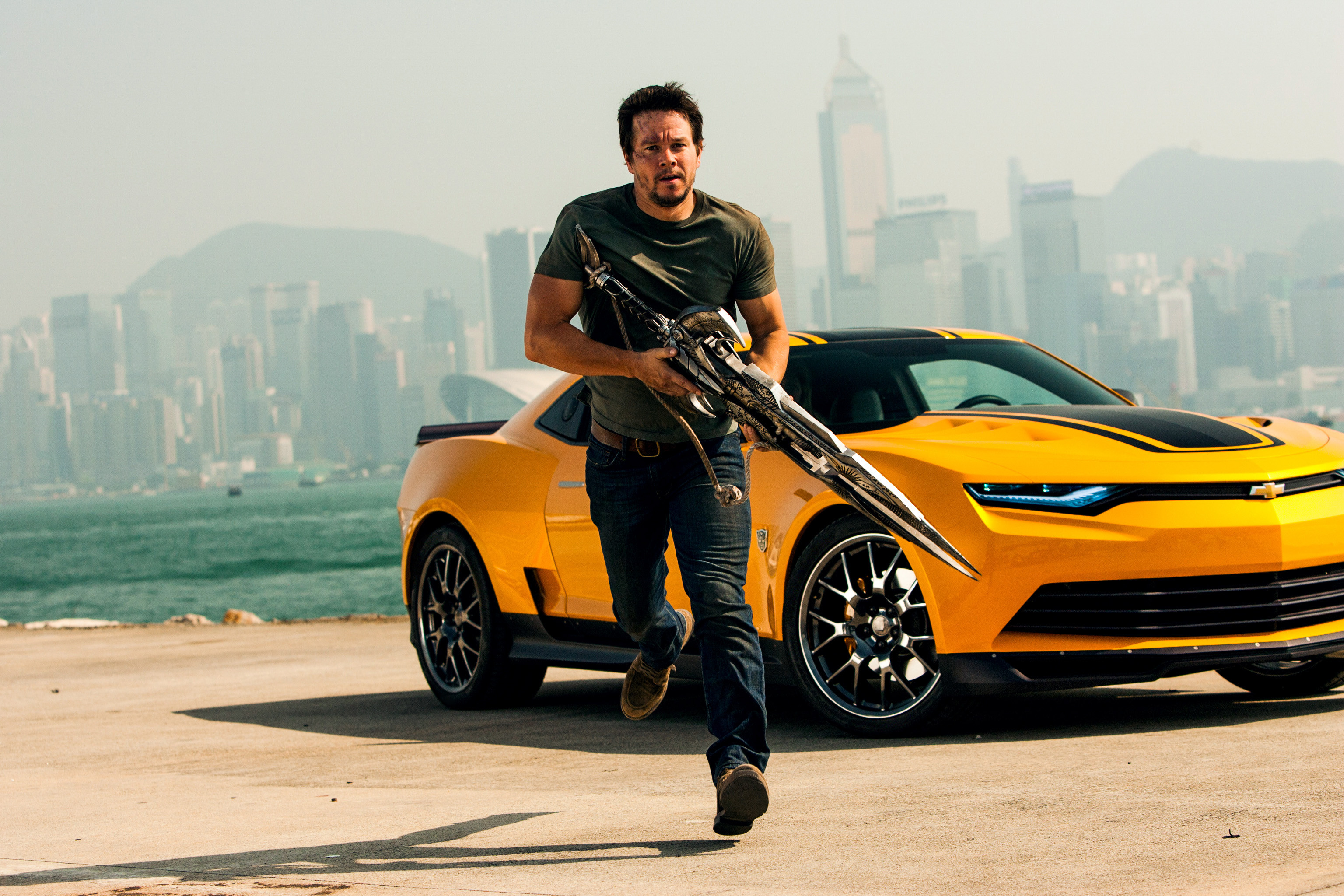 Mark Wahlberg Confirms His Return To Transformers