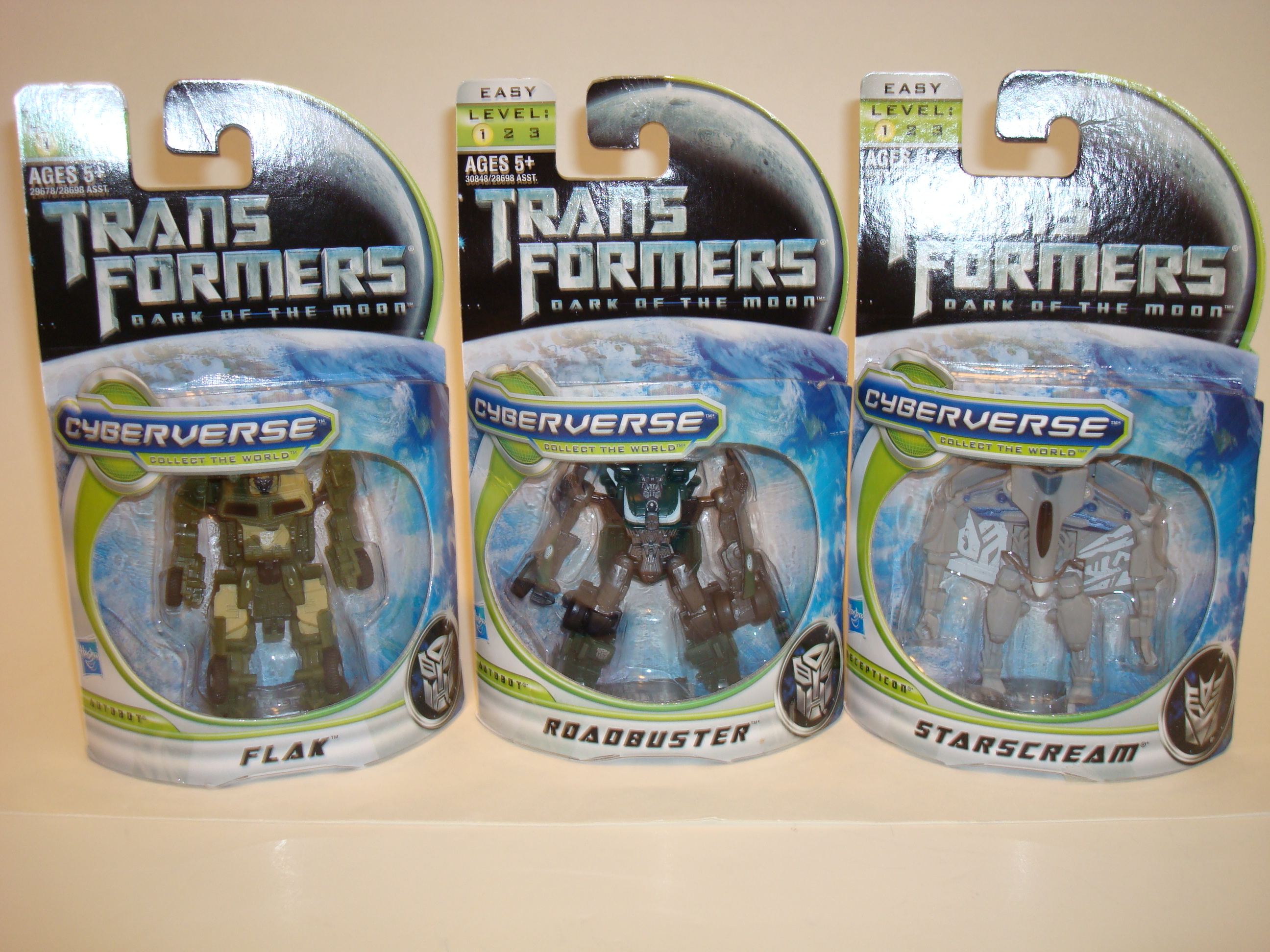 Cyberverse Legions Wave 3 Found at Retail