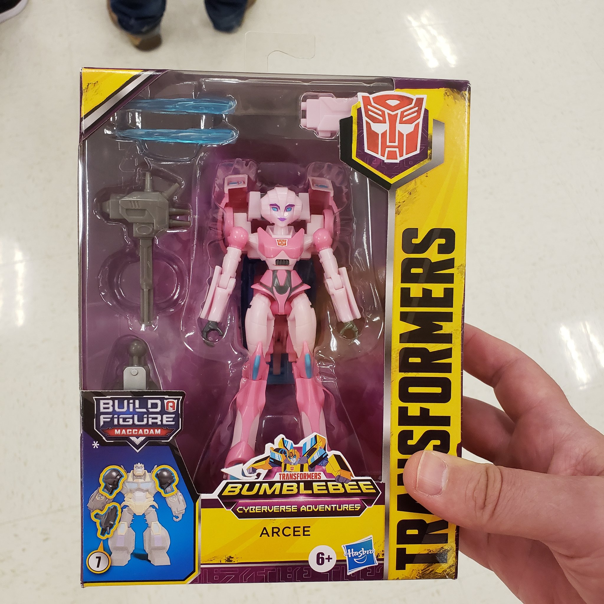 Transformers Cyberverse Deluxe Class Arcee Found At US Retail and Mini Review