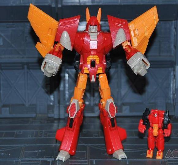 New Images of TFCC Shattered Glass Cyclonus with Krunix