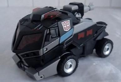 New Video Reviews for HFTD Desert Combat Ravage & Animated Black Convoy