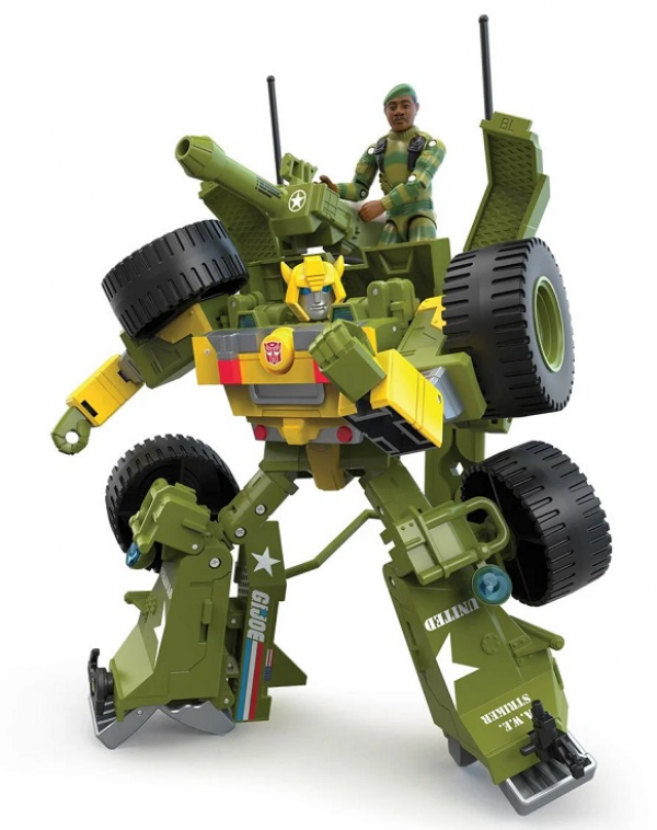TFSource News - Bumblebee A.W.E. Striker, MPG-03 Trainbot Yukikaze, MP-57 Masterpiece Skyfire!