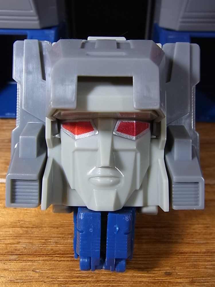 Takara Tomy Transformers Encore #23 Fortress Maximus Out of the Box